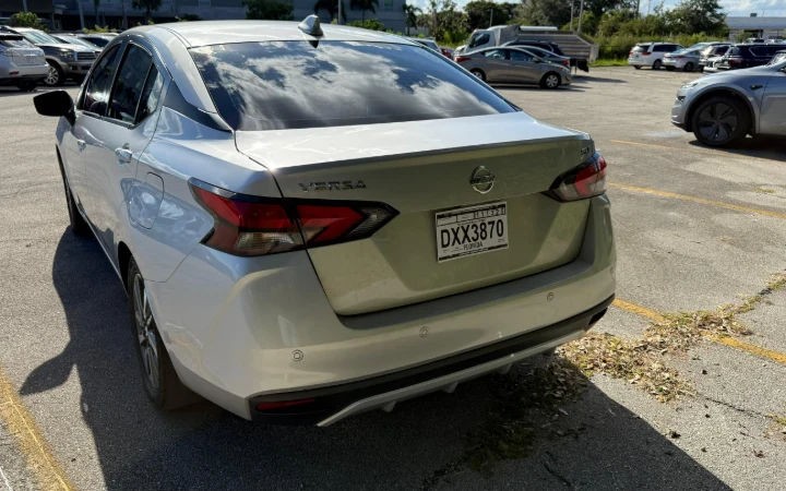 Nissan Versa - Imagem 6