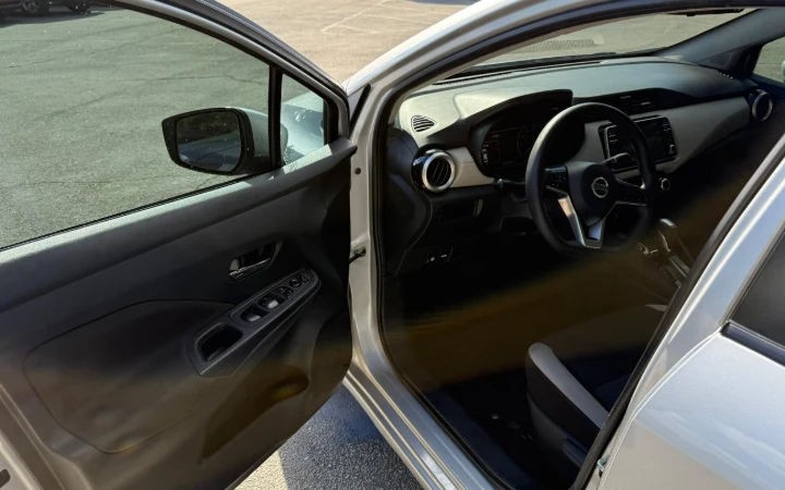 Nissan Versa - Imagem 10