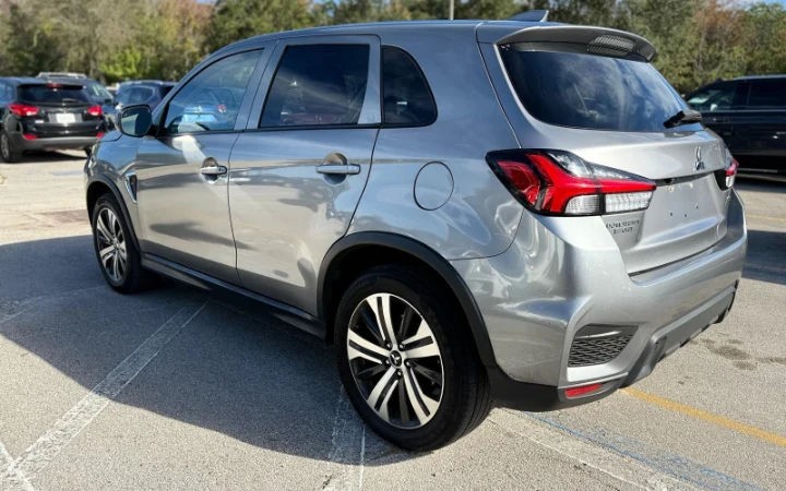 Mitsubishi Outlander Sport - Imagem 5