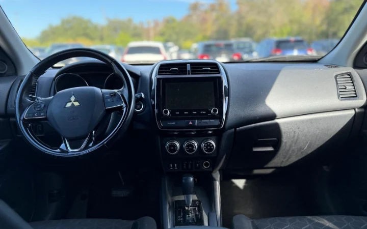 Mitsubishi Outlander Sport - Imagem 7