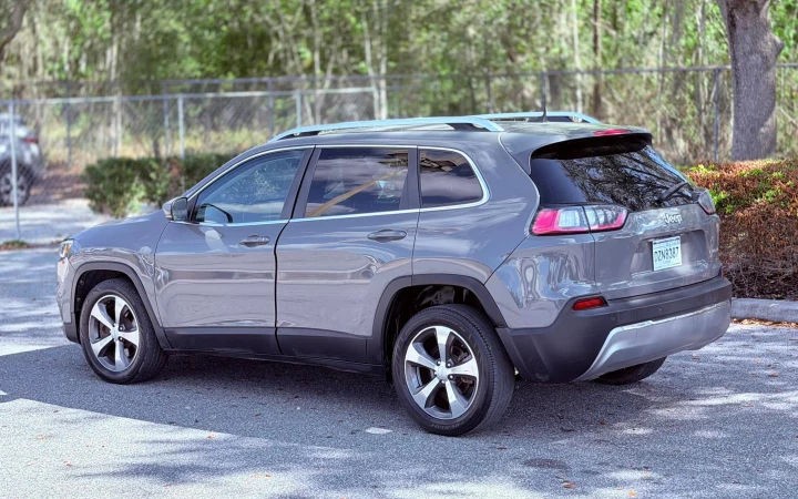 Jeep Cherokee - Imagem 6