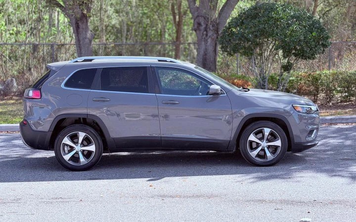 Jeep Cherokee - Imagem 10