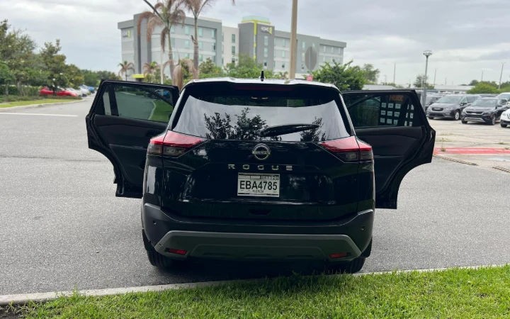 Nissan Rogue - Imagem 14